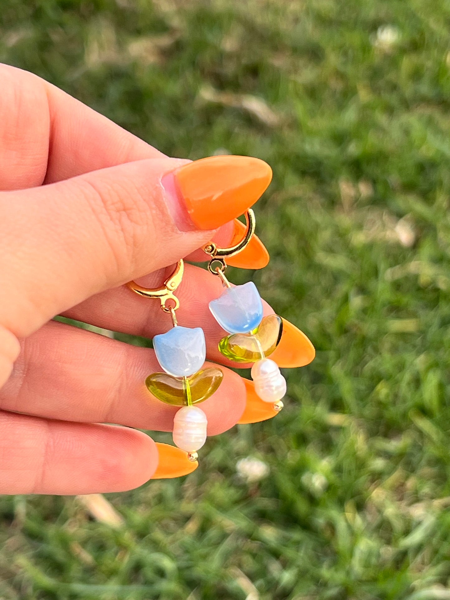TULIPS + PEARLS
