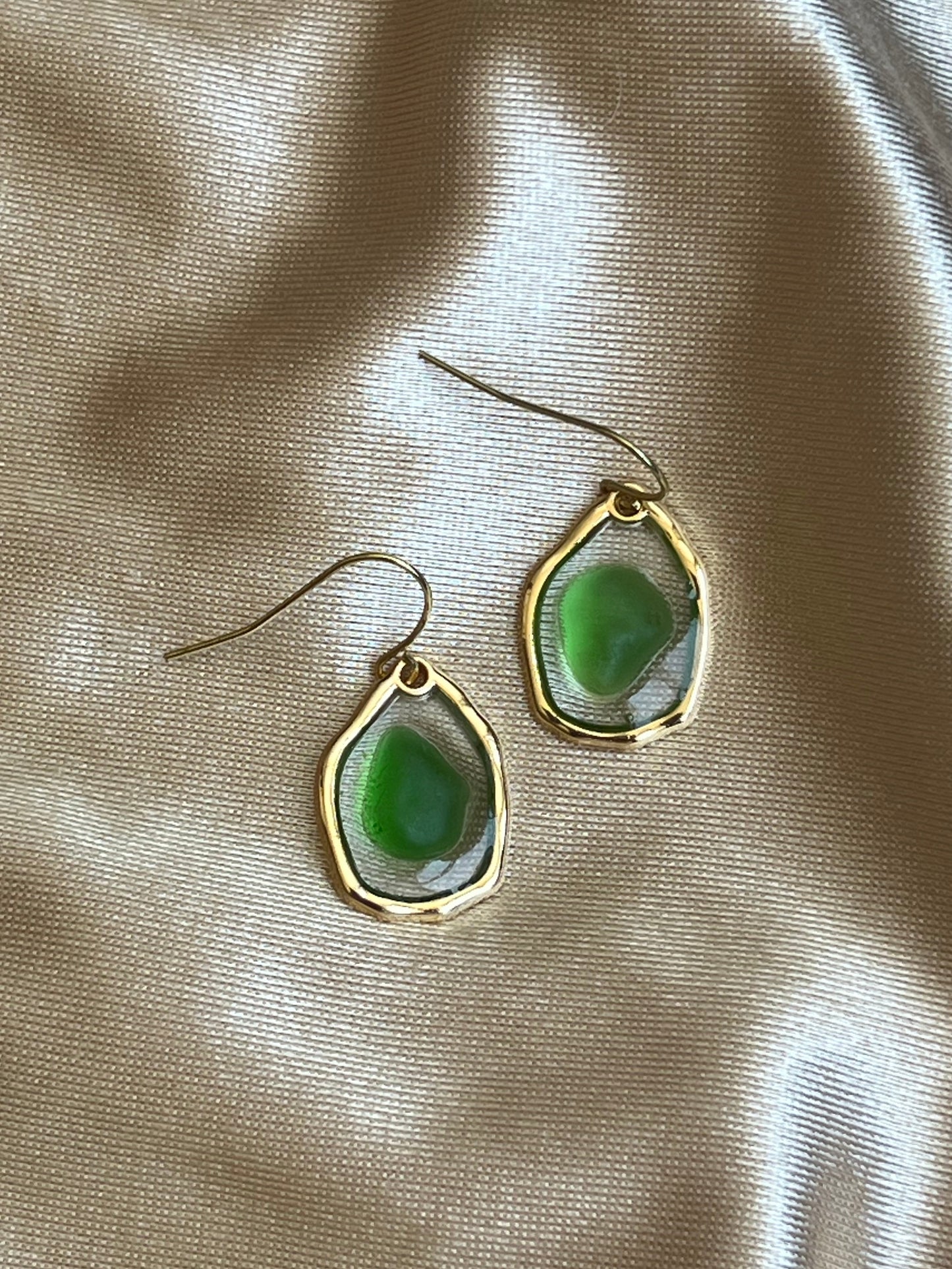 SEA GLASS DROP - GOLD
