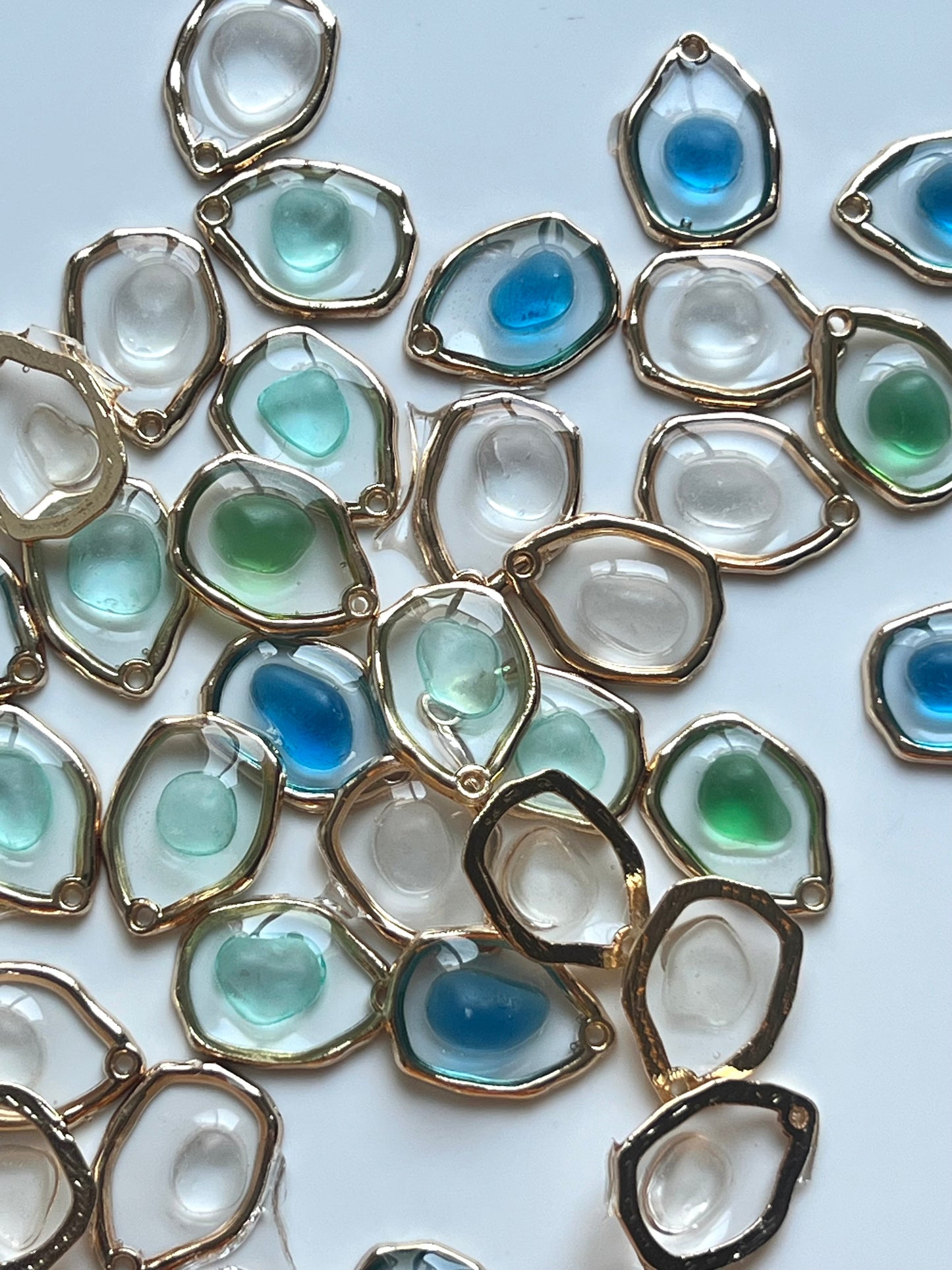 SEA GLASS DROP - GOLD