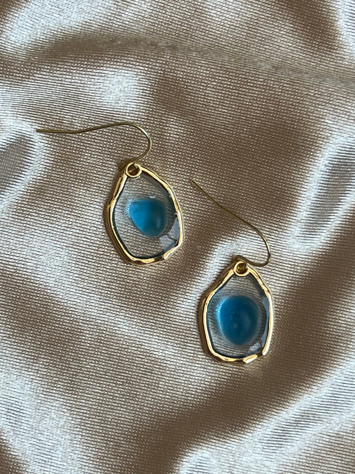 SEA GLASS DROP - GOLD