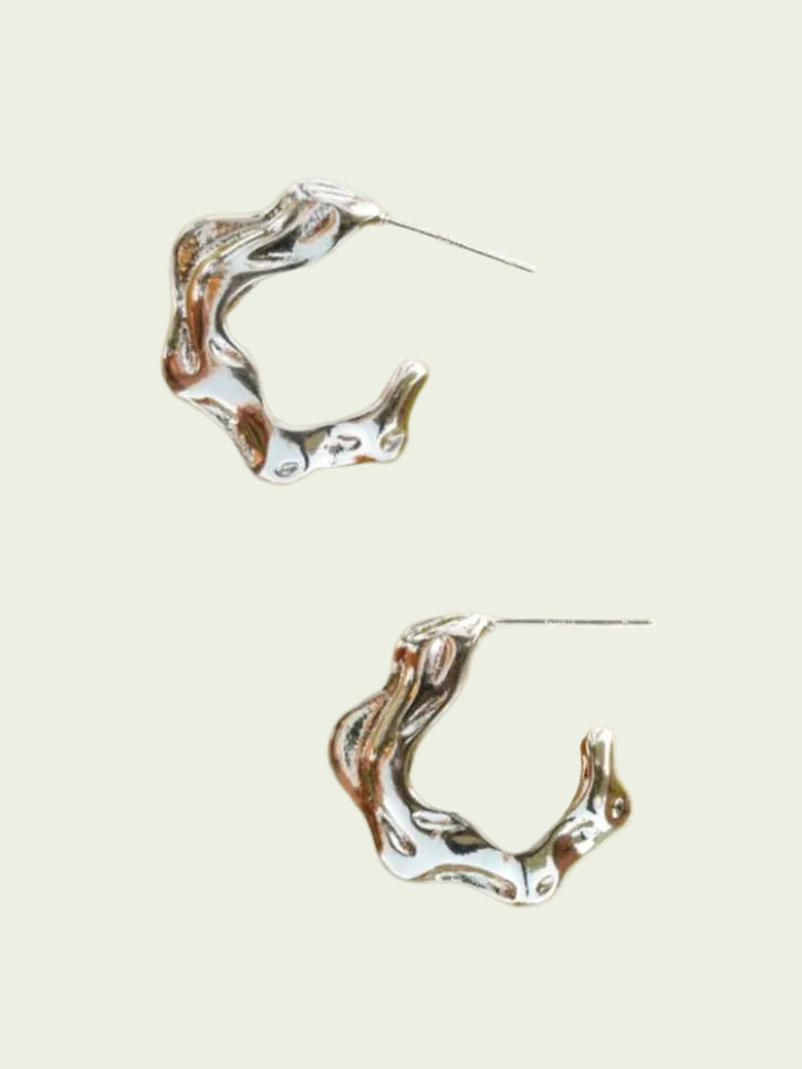 SQUIGGLY GOLD HOOPS