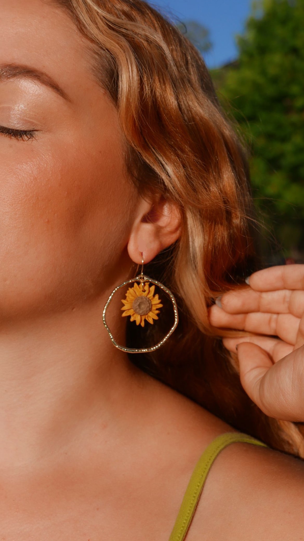 SUNFLOWER HOOPS