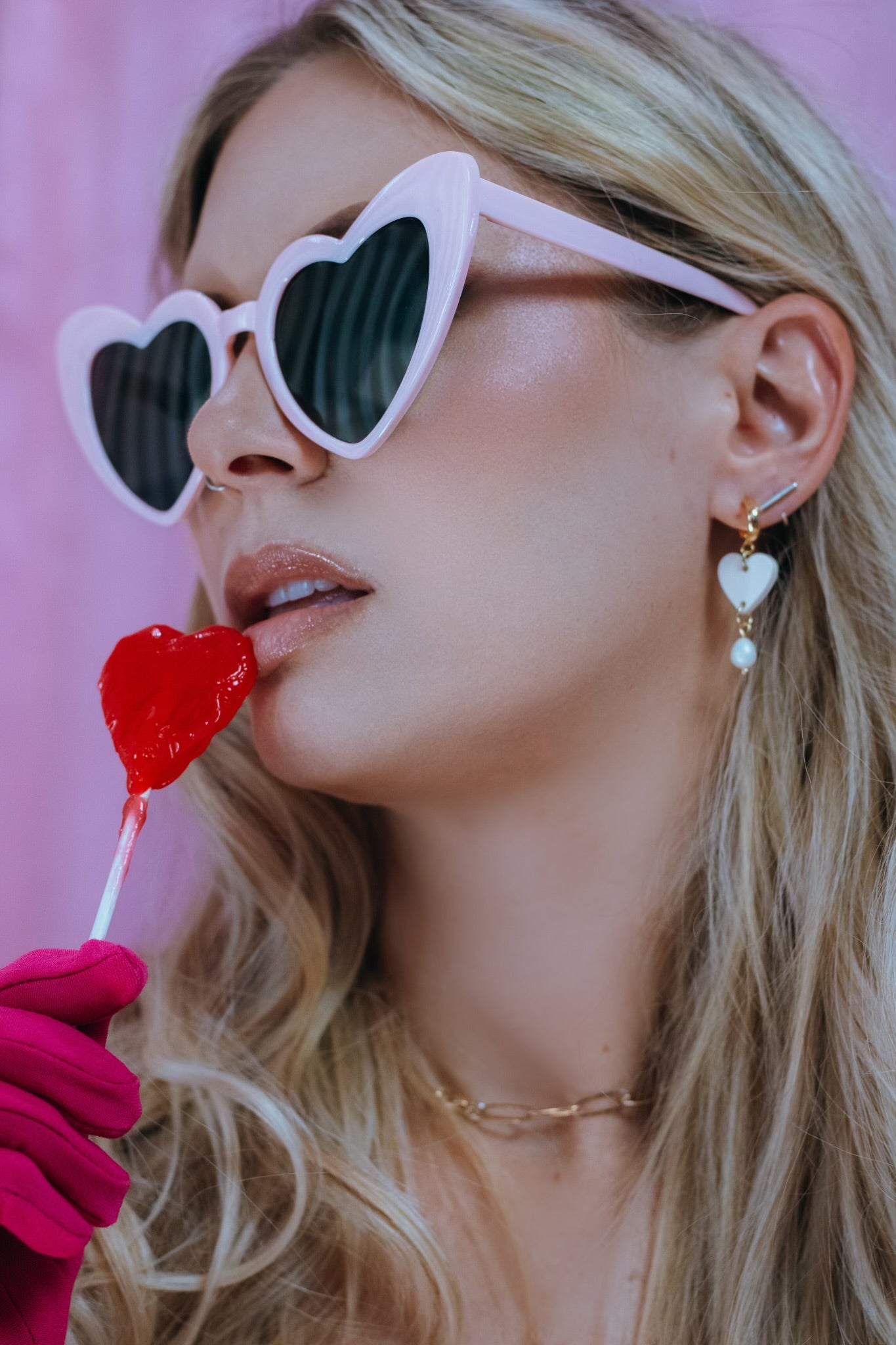 HEART + PEARL EARRINGS