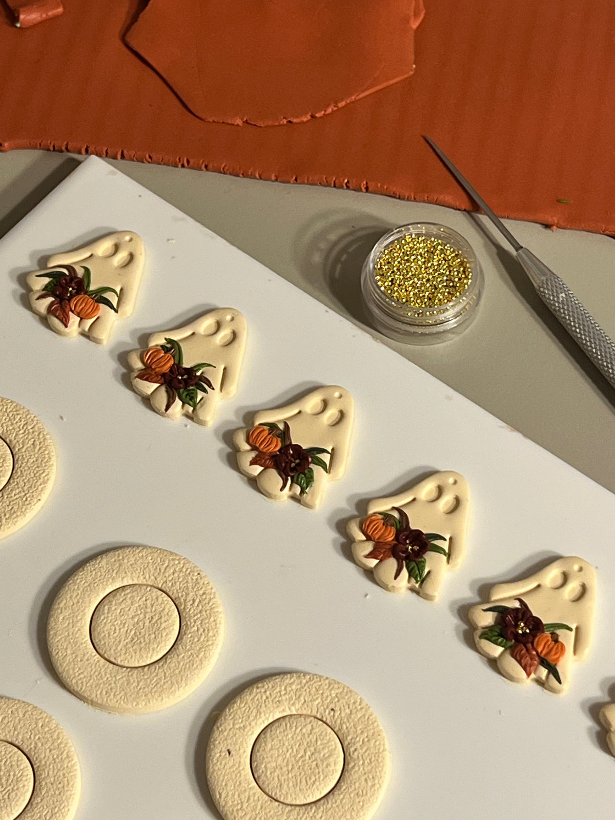 FALL HARVEST GHOST - beige