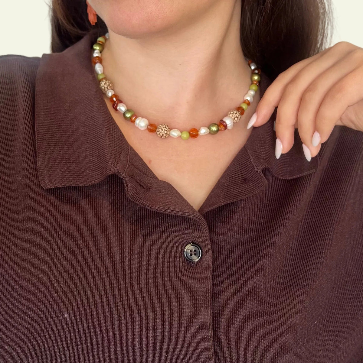 VINTAGE BEAD CHOKER