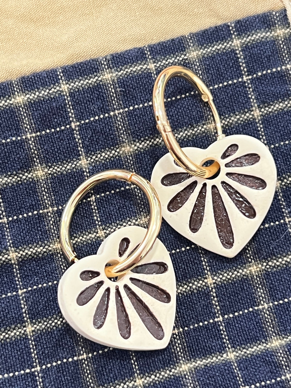 AUTUMN HEARTS