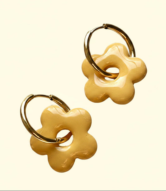 BUTTER YELLOW FLOWER CHARM HOOPS