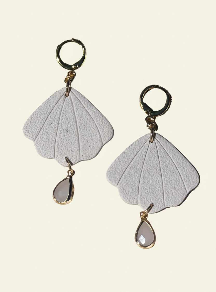 SHELL DROP EARRINGS