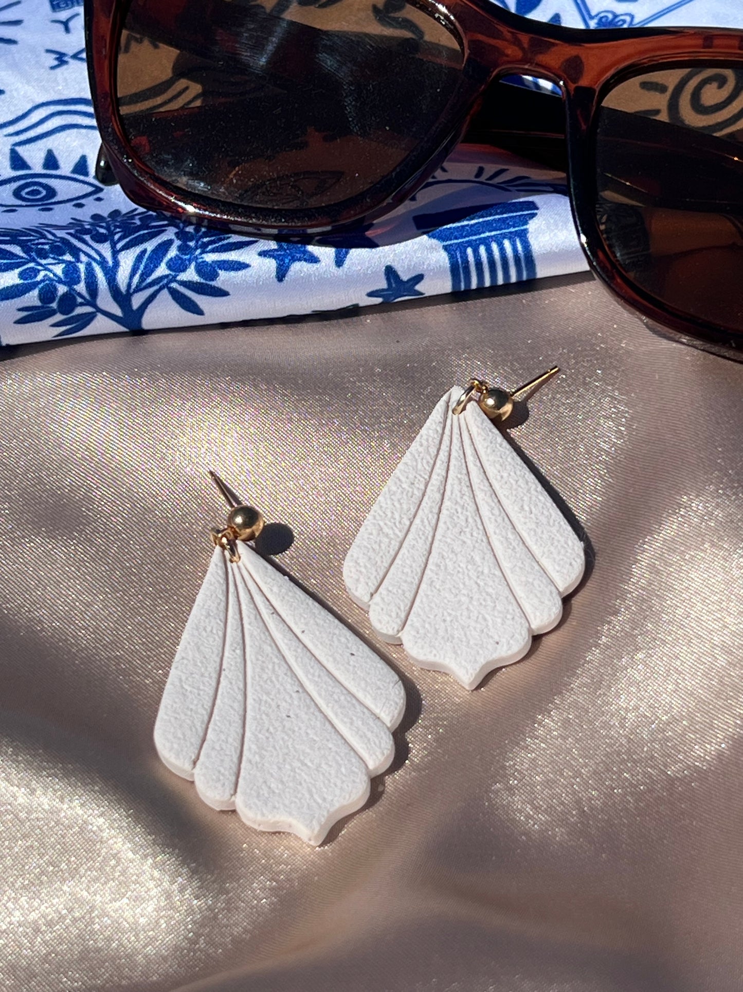 CLAY STATEMENT EARRINGS
