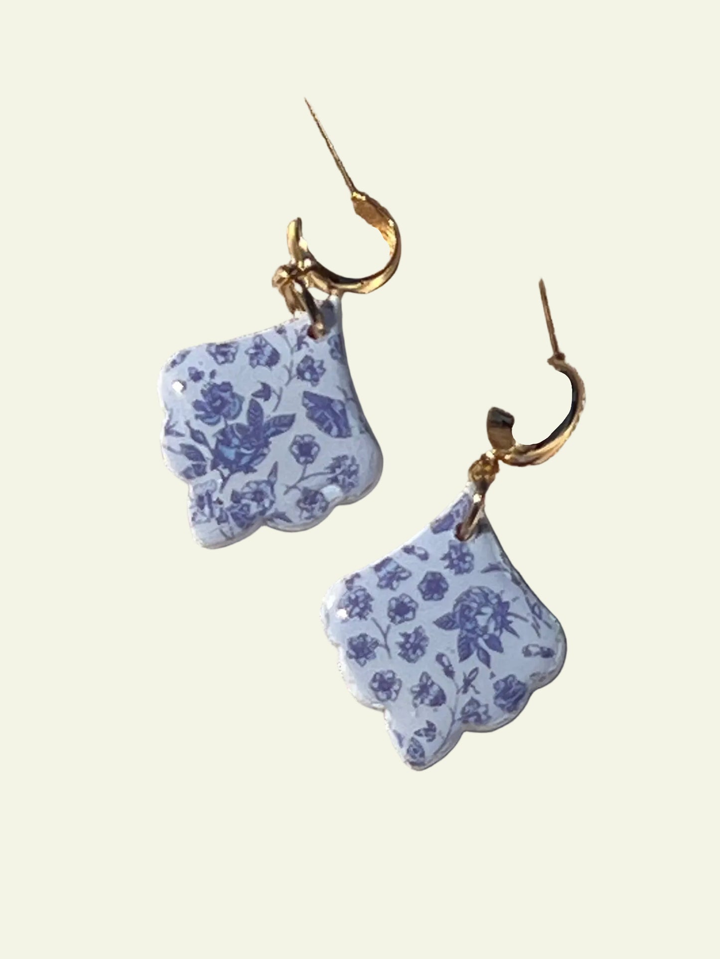 FLORAL DANGLES