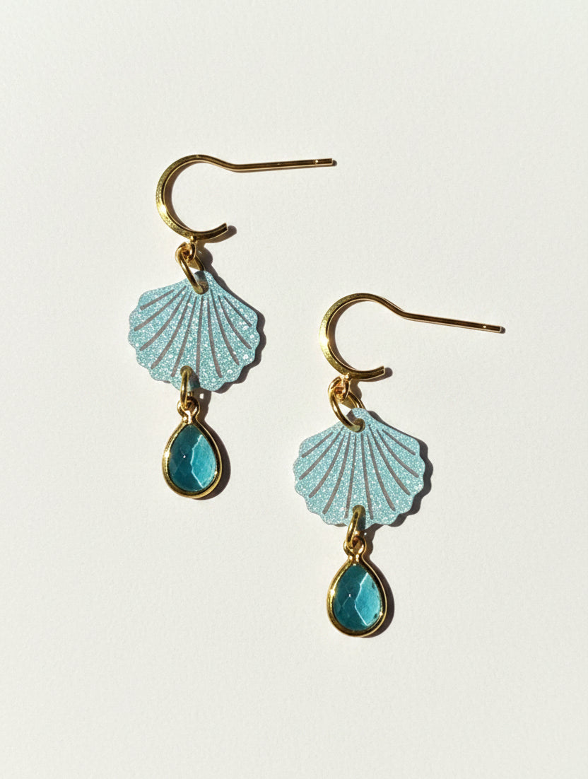 SPARKLY SHELL EARRINGS