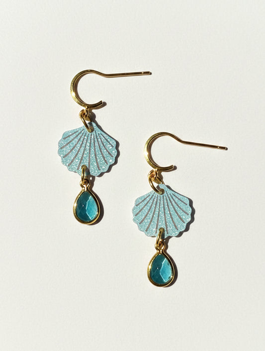 SPARKLY SHELL EARRINGS