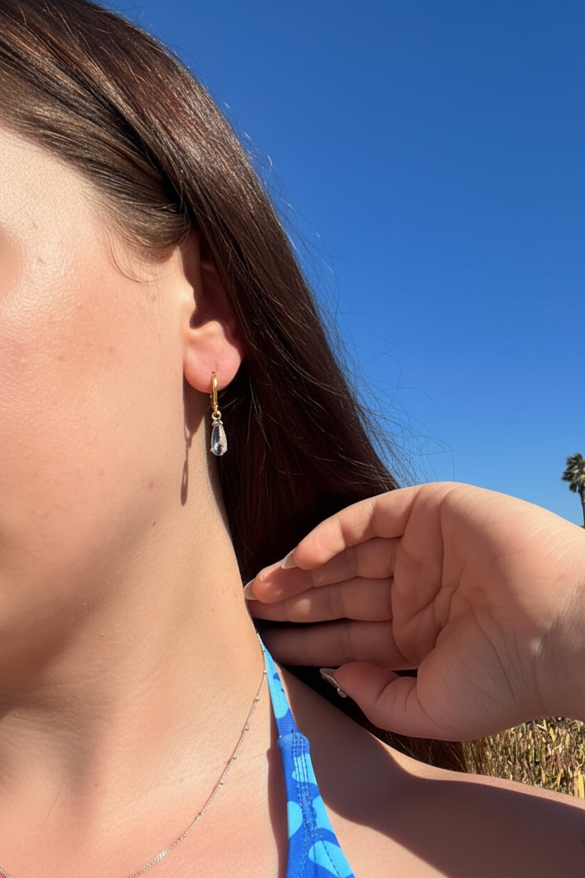GLASS DROP EARRINGS